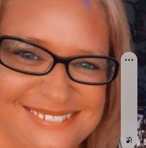 Meet your Posher, Carolyn